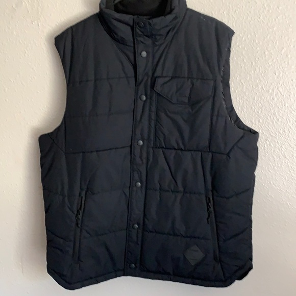 North Face Vest - Picture 1 of 3
